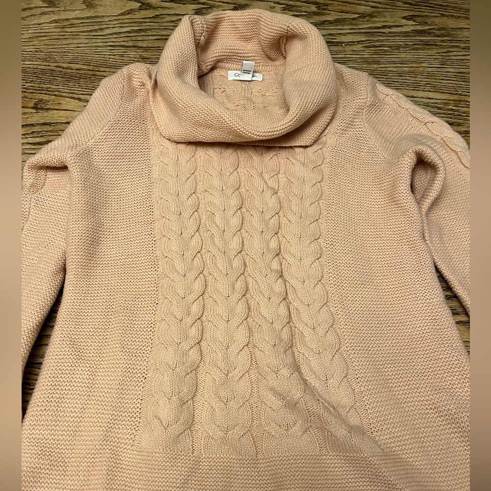 Women’s size small Calvin Klein turtle neck sweater